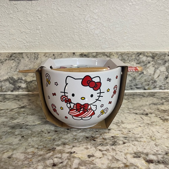 Hello Kitty Christmas bowl with chopsticks - Picture 2 of 4